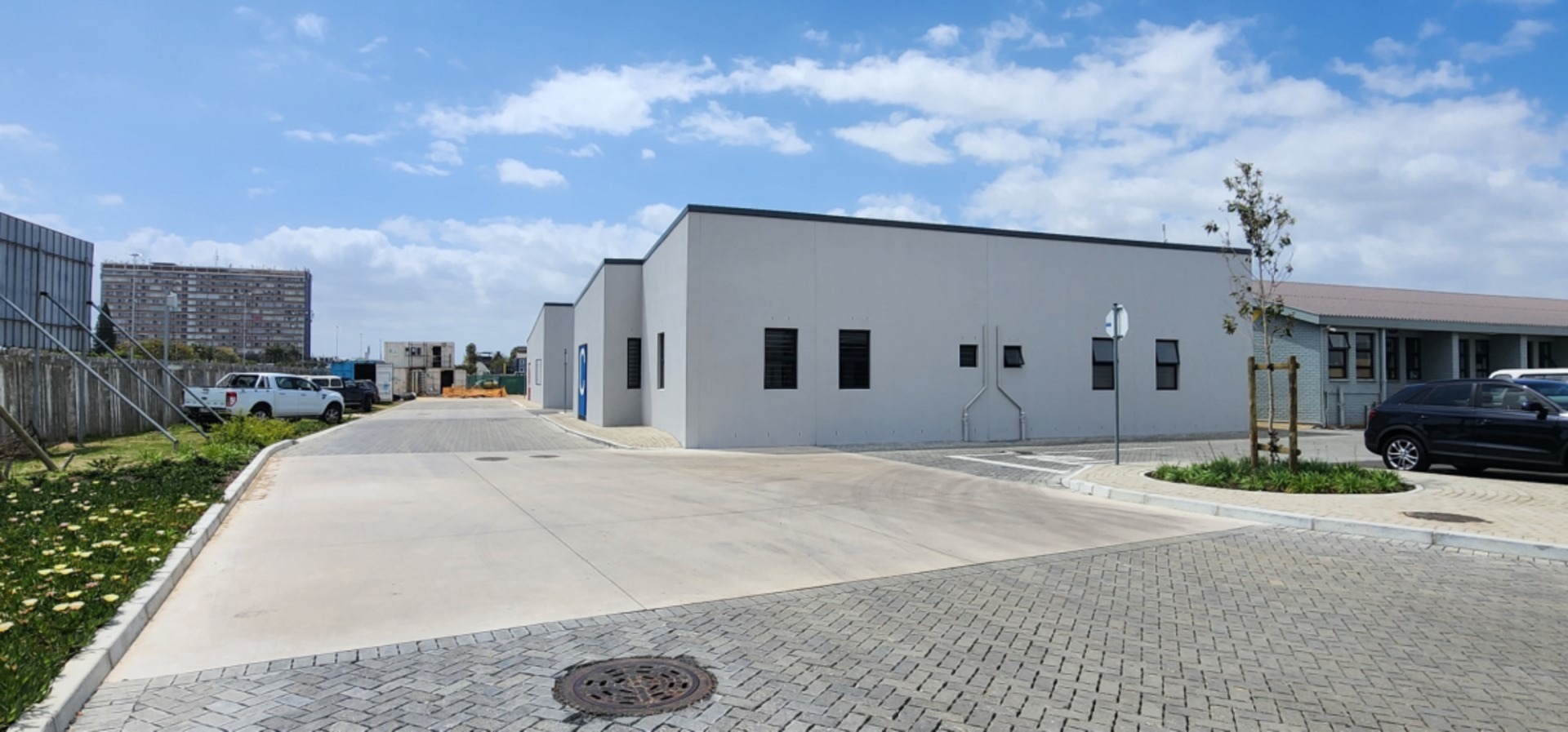 To Let commercial Property for Rent in Phoenix Western Cape